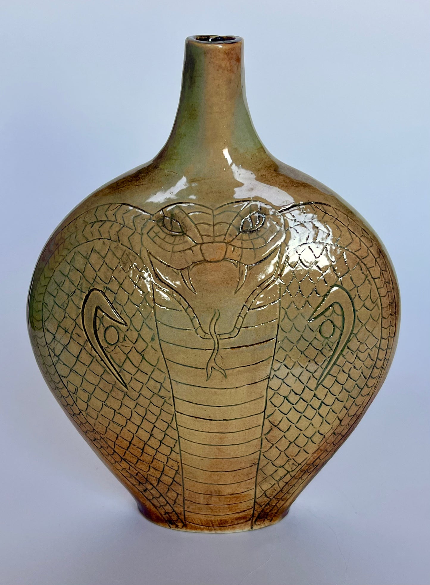 Cobra Vase