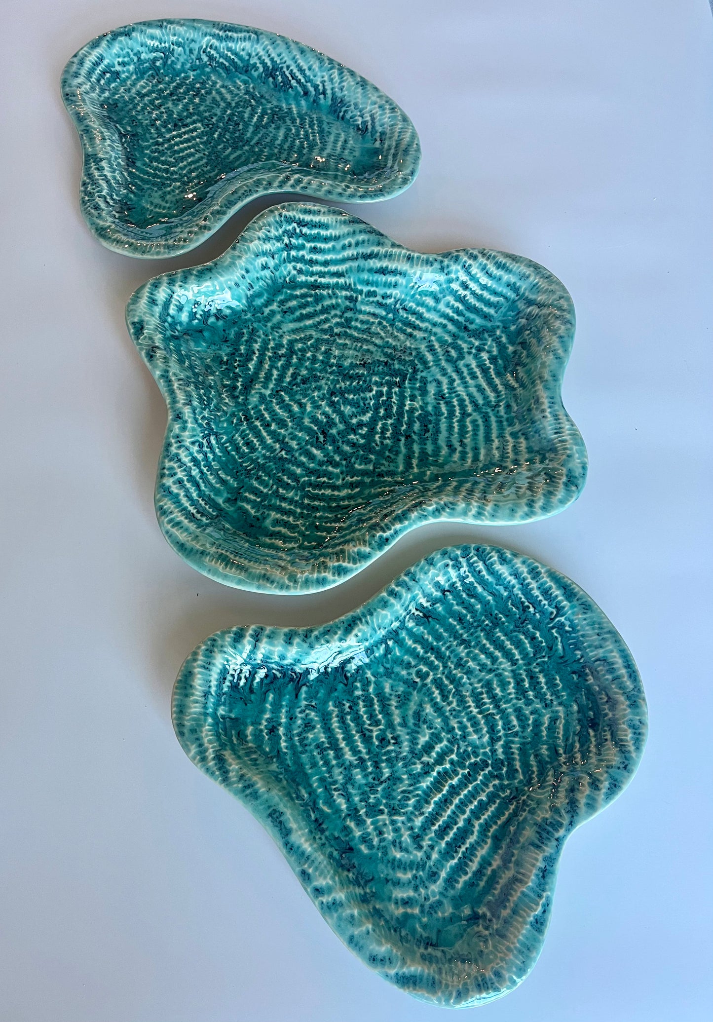 Organic Form Serving Dish Set